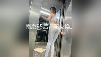 【新片速遞 】 高中学生小情侣上楼顶天震 快把衣服脱了 年轻人玩的嗨啊吃嘴里去了 持久力不行 对面的几个哥们羡慕嫉妒恨啊 [133MB/MP4/02:56]